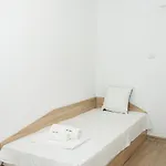 アパート Bright 2-bedroom Near Center By Flat Mаnаger *
