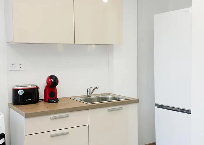 Bright 2-bedroom Near Center By Flat Mаnаger Warna