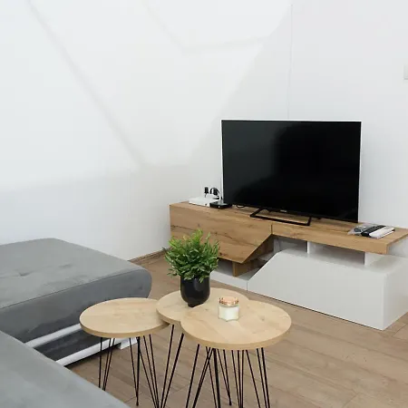Bright 2-bedroom Near Center * Varna
