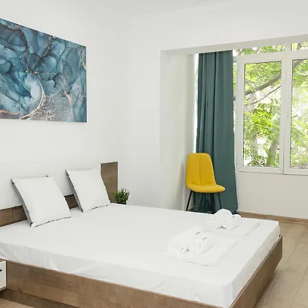 Bright 2-bedroom Near Center By Flat Mаnаger Апартаменты