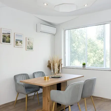 Bright 2-bedroom Near Center Varna