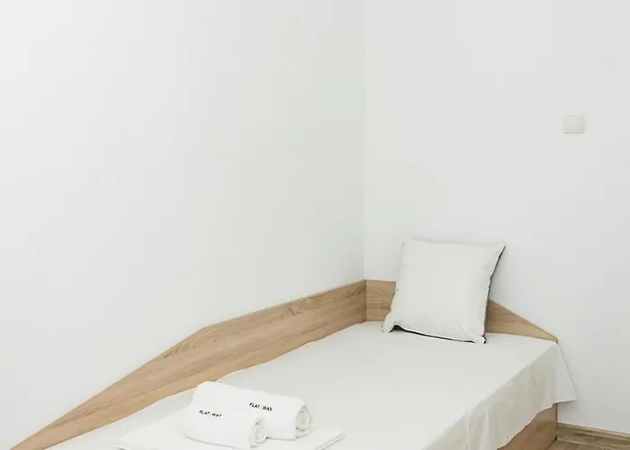 Apartment Bright 2-bedroom Near Center By Flat Mаnаger *